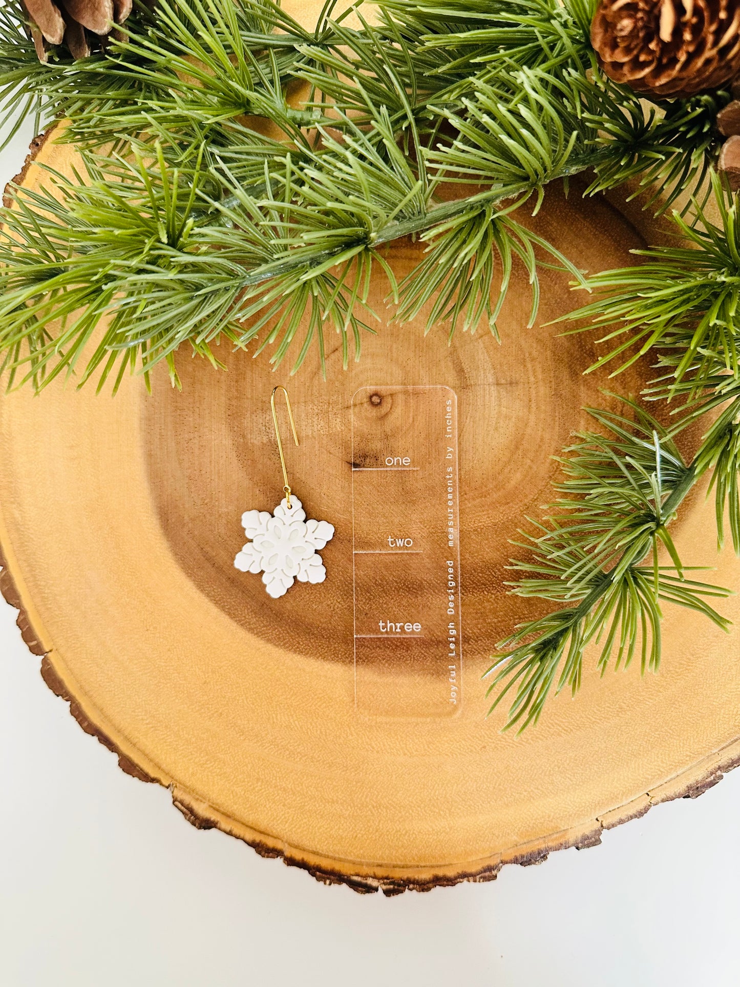 Large Snowflake Drops