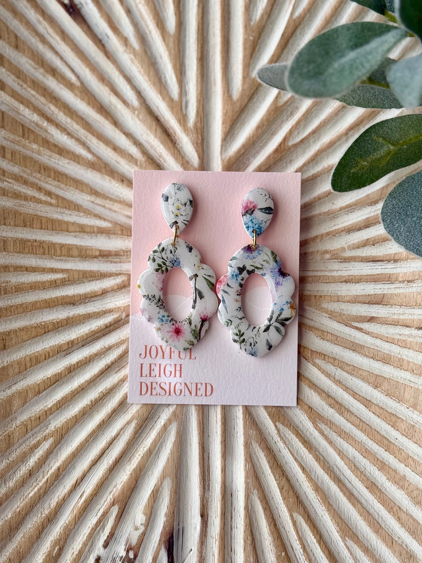 Cutout Oval Dangles