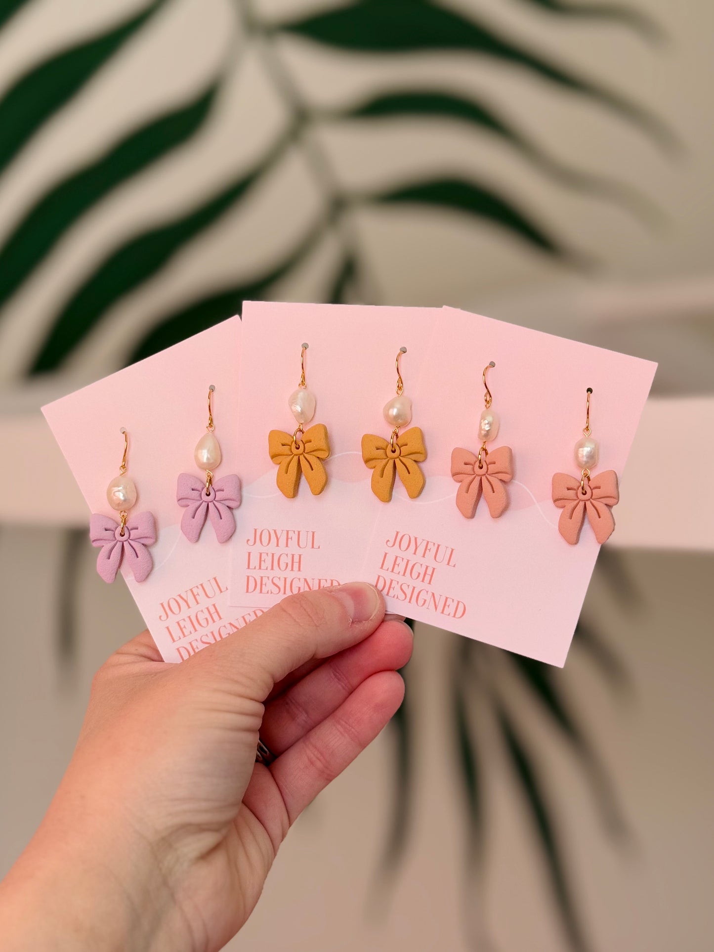Dainty Bows and Pearls