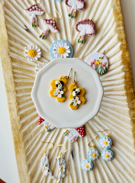 Honeycomb Bees