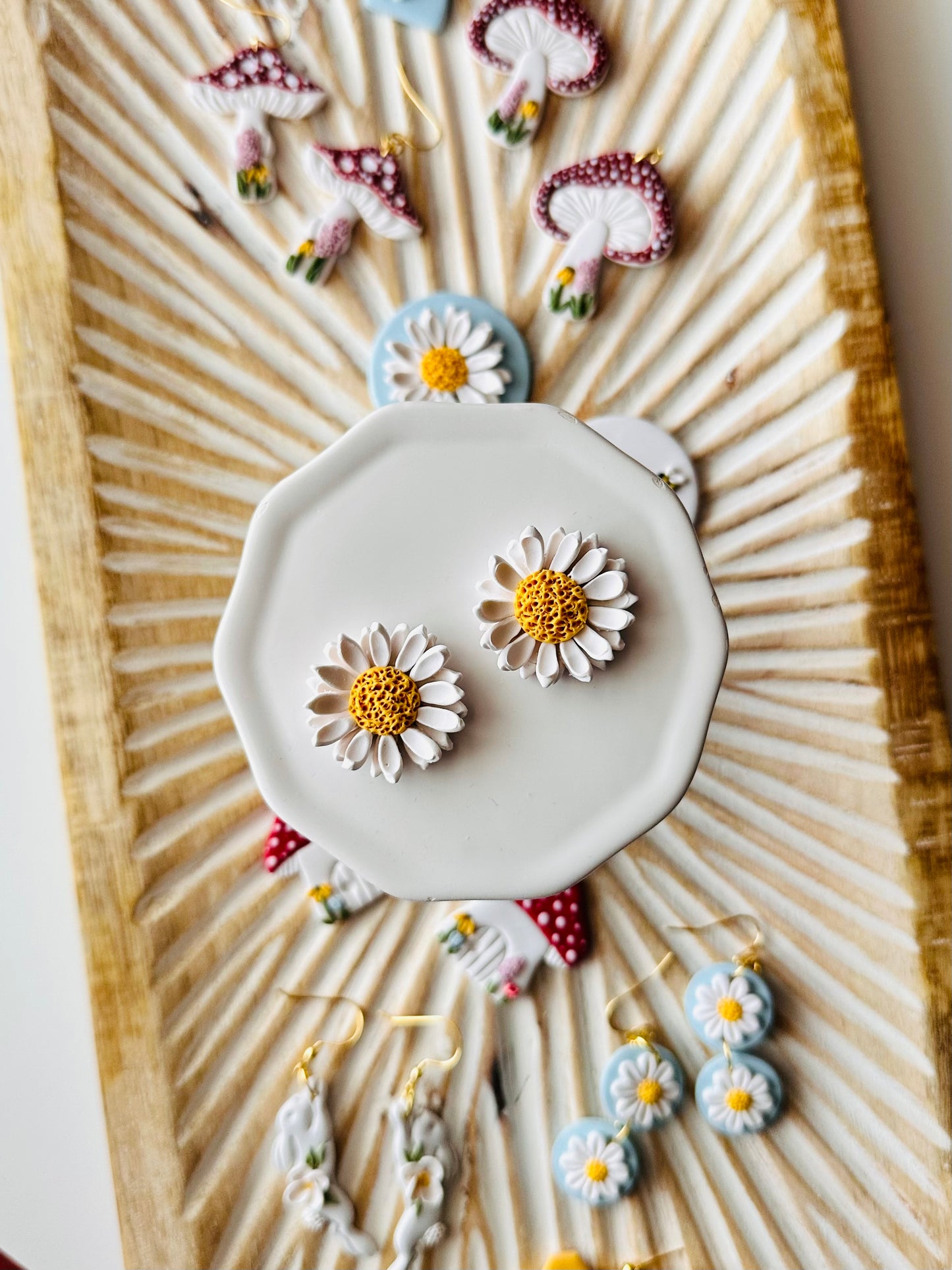 Daisy Statement Studs