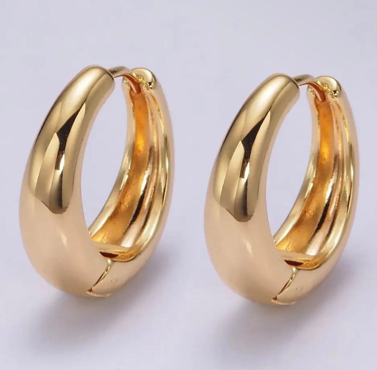 18K Gold Filled 20mm Classic Huggie Hoop